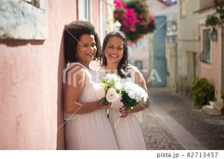 Portrait of married women in street Portrait of married women in street 82713457