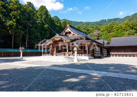 越後国一宮 弥彦神社（新潟県西蒲原郡弥彦村弥彦） 82713831