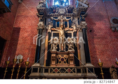 basilica Santa Maria gloriosa dei Frari, Venice, Italy 82714847