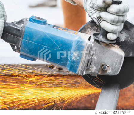 working with a circular saw cutting metal 82715765