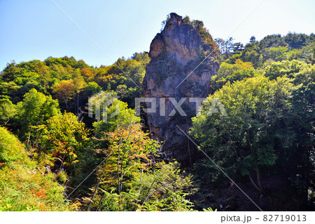 立岩(長野県南相木村)【2021.10】 82719013