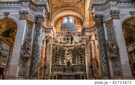 interiors of chiesa I Gesuiti, Venice, Italy interiors of chiesa I Gesuiti, Venice, Italy 82723872