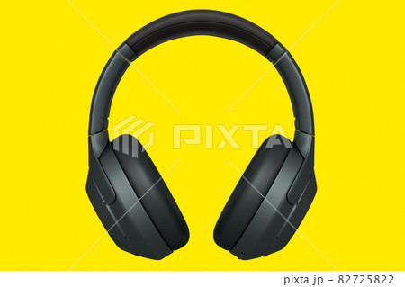 3D rendering of black gaming headphones on yellow background. Concept of cloud gaming and game streaming services 3D rendering of black gaming headphones on yellow background. Concept of cloud gaming and game streaming services 82725822