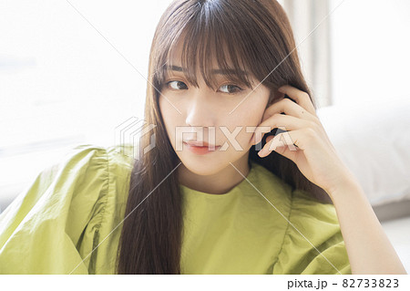 女性のビューティーポートレート 女性のビューティーポートレート 82733823