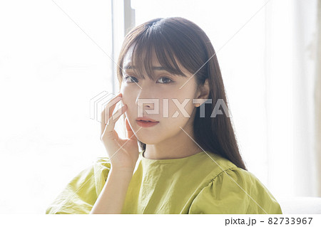 女性のビューティーポートレート 女性のビューティーポートレート 82733967