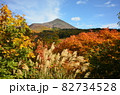 紅葉の磐梯山 82734528