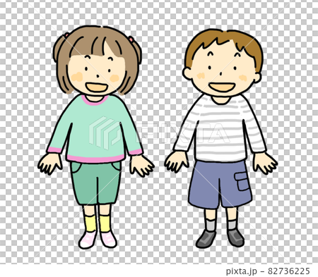 小学生の男女 82736225