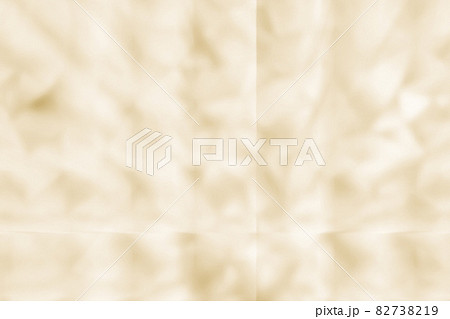 シャンパン　ベージュ　アースカラーのグラデーション　ガラス背景 82738219