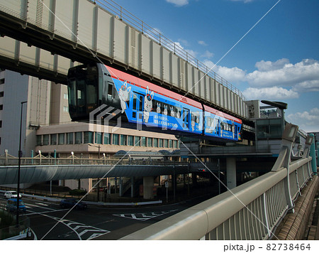 市役所前駅を出発する千葉都市モノレールの車輌 【千葉県千葉市市役所前駅にて】 市役所前駅を出発する千葉都市モノレールの車輌 【千葉県千葉市市役所前駅にて】 82738464