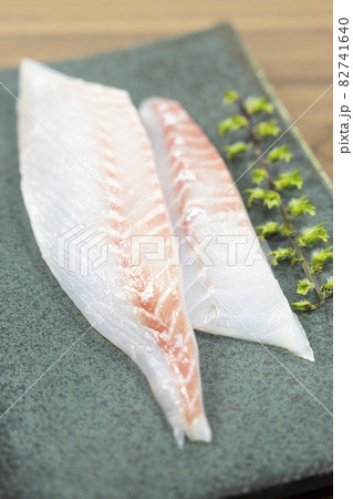 おいしい金時鯛の刺身 おいしい金時鯛の刺身 82741640