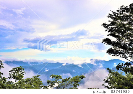 龍神スカイラインからの山岳風景 82741989