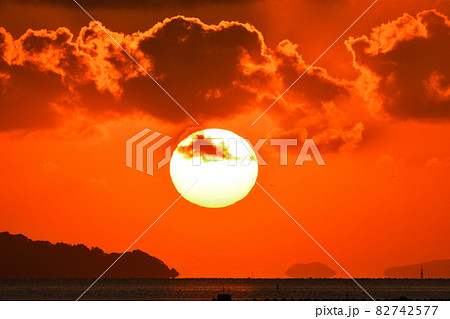 九十九島の夕景 82742577