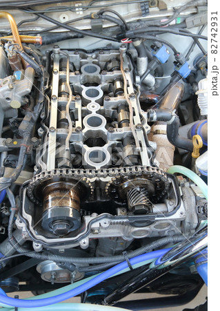 エンジン　オーバーホール　分解　整備　点検　自動車　修理　計測　検査　車検　オイル交換　メンテナンス 82742931