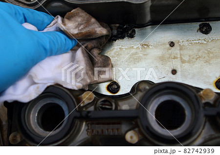 エンジン　オーバーホール　分解　整備　点検　自動車　修理　計測　検査　車検　オイル交換　メンテナンス 82742939