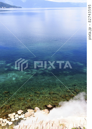 和琴半島からの屈斜路湖 82743595