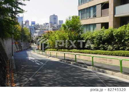 10月　港区856狸穴坂･麻布狸穴町 82745320