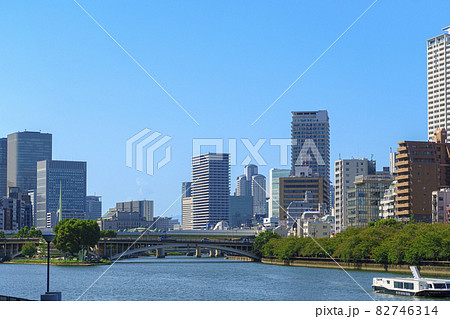 大阪都市風景　中之島の風景　八軒家浜から　（2021年10月上旬） 82746314
