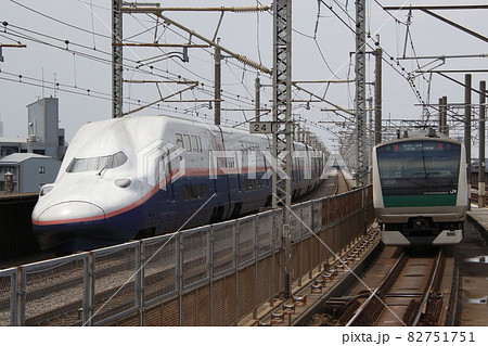 埼京線と並走する引退寸前の上越新幹線E4系Max(16両編成) 埼京線と並走する引退寸前の上越新幹線E4系Max(16両編成) 82751751