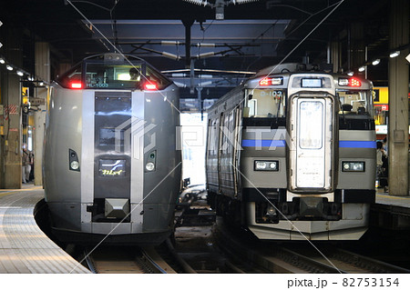 789系カムイとキハ201系 82753154