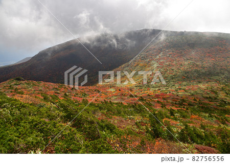 秋の安達太良連峰 82756556