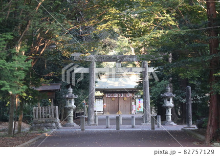 砥鹿神社（愛知県豊川市）　西鳥居 82757129