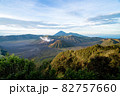 インドネシアの火山ブロモ山 82757660