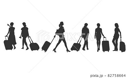 女性旅行者のシルエット 82758664