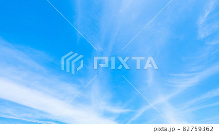 爽やかな秋の空 82759362
