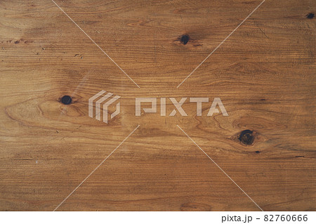 ビンテージな木目の板 背景素材 ビンテージな木目の板 背景素材 82760666