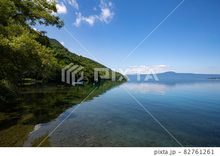 《青森県・十和田湖》十和田湖の風景 82761261