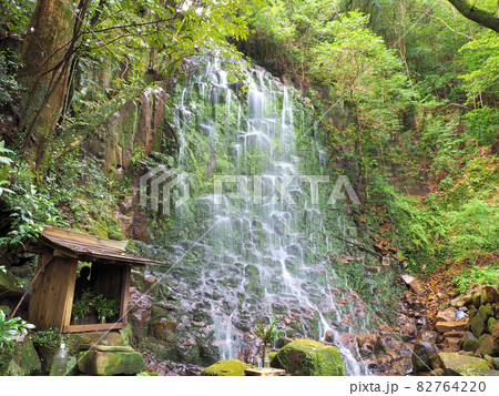 瀧神社の不動滝　宮崎県児湯郡都農町川北 82764220