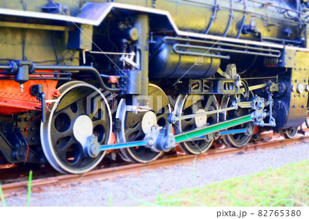 蒸気機関車 D52型 403号 平塚市文化センター 静態保存 蒸気機関車 D52型 403号 平塚市文化センター 静態保存 82765380