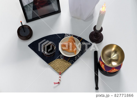 仏壇飾り 82771866