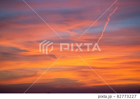 夕焼けの空 秋 夕焼けの空 秋 82773227