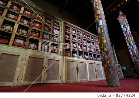 レー王宮内部 82774324