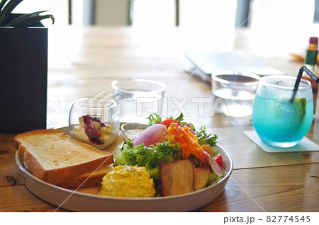 プレートランチ プレートランチ 82774545