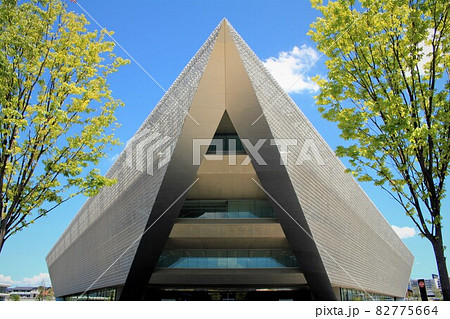 追手門学院大学 追手門学院大学 82775664