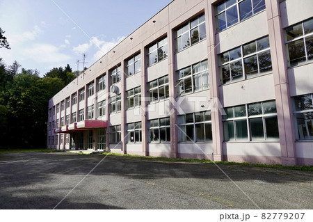 由仁町立由仁小学校（旧校舎） 82779207