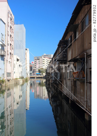 北九州市の旦過市場 82779932