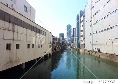 北九州市の旦過市場 82779937