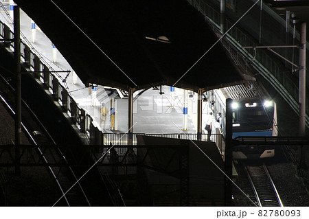 2021年10月7日発生の地震による川口駅の状況 82780093