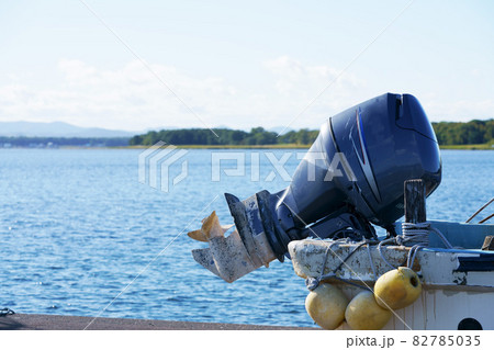 漁船 船外機 スクリュー 水面 漁船 船外機 スクリュー 水面 82785035