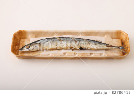 さんまの塩焼き 82786415