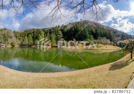 晩秋の修学院離宮 82786732