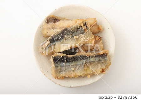 三陸産 さんまの竜田揚げ 三陸産 さんまの竜田揚げ 82787366