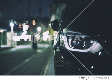 自動車のフロントライト 自動車のフロントライト 82799281