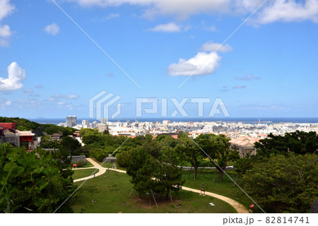 沖縄 首里城公園展望台から見た風景 82814741