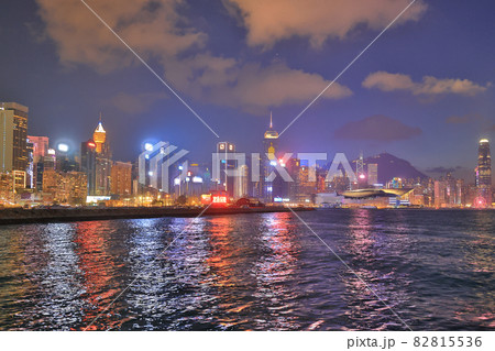 the HK CBD Central close rise at night 26 Sept 2021 82815536