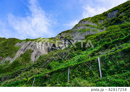 立岩 越後七浦シーサイドラインの絶景ポイント(新潟県新潟市西蒲区) 立岩 越後七浦シーサイドラインの絶景ポイント(新潟県新潟市西蒲区) 82817258