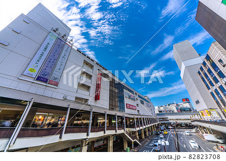 日本の東京都市景観 人気の街・町田。町田駅前を望む 日本の東京都市景観 人気の街・町田。町田駅前を望む 82823708